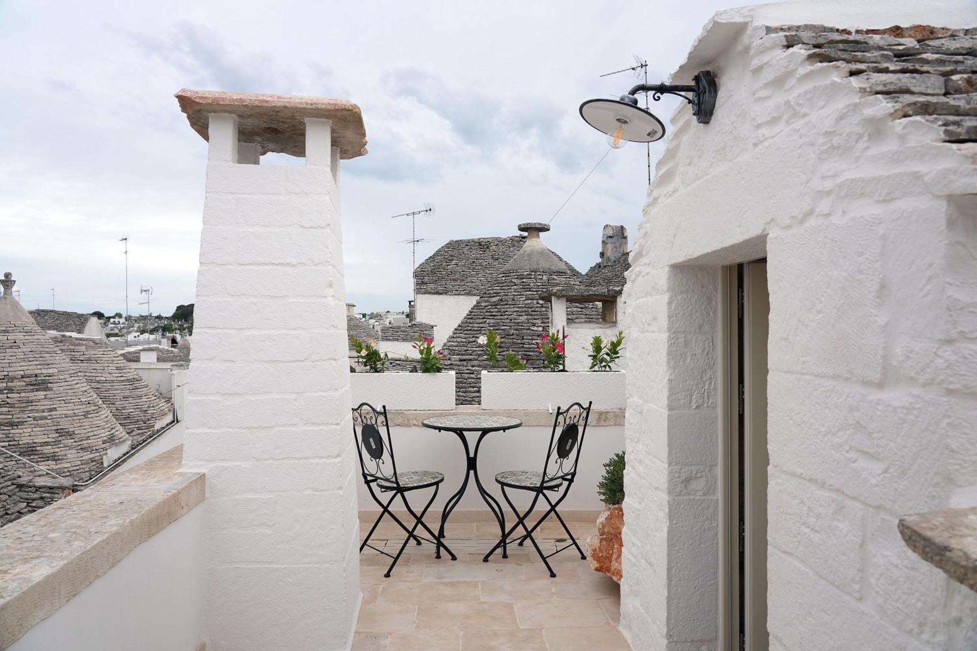 Вілла Trulli Occhi Di Pietra Historical Experience Альберобелло Екстер'єр фото