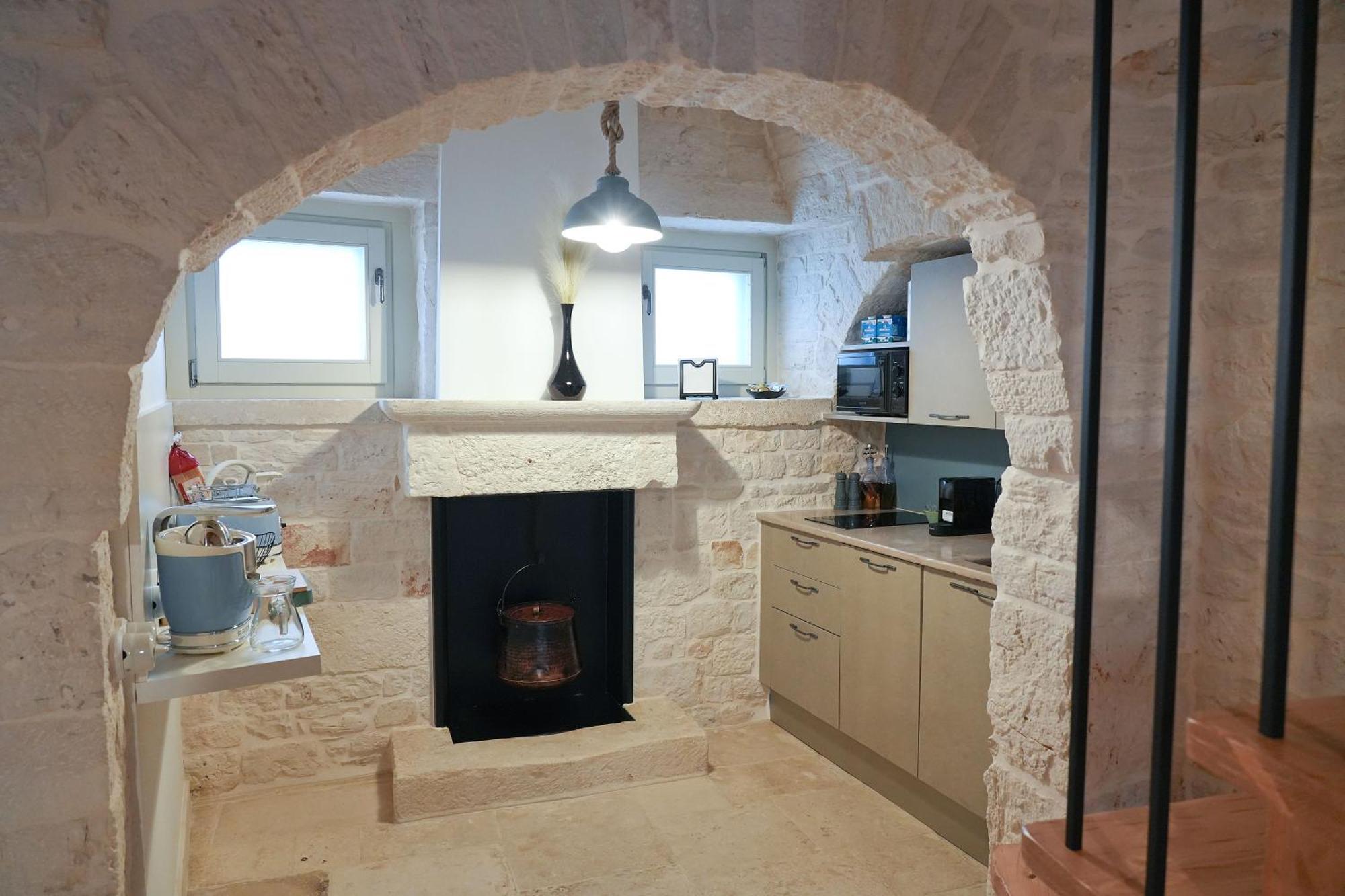 Вілла Trulli Occhi Di Pietra Historical Experience Альберобелло Екстер'єр фото